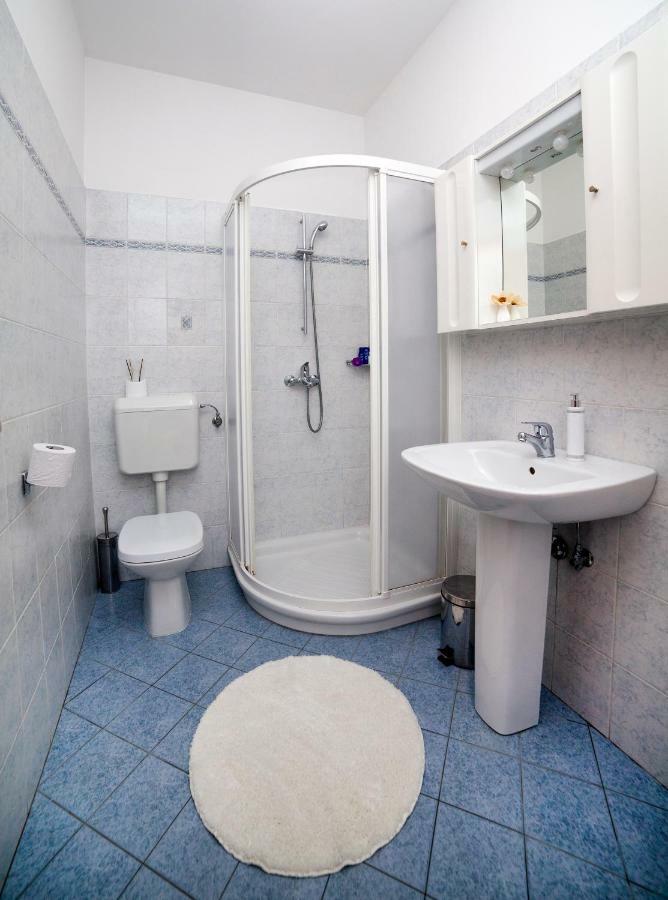 Apartment Villa Lidija Laurana Esterno foto