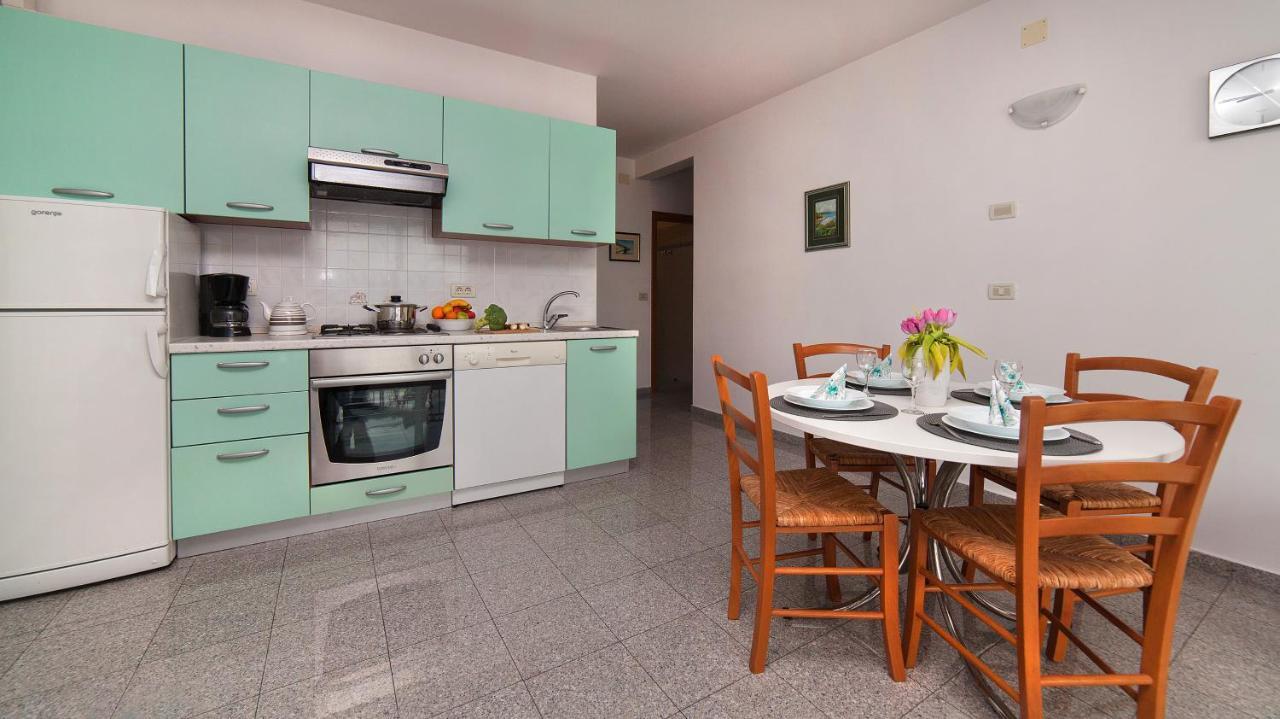 Apartment Villa Lidija Laurana Esterno foto